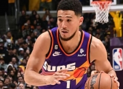 英雄联盟总决赛-小牛队继续巩固西部第一位置，赛季前景看好的简单介绍