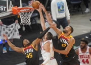 英雄联盟总决赛直播-连胜势头难挡！比分分析豪取十连胜的简单介绍