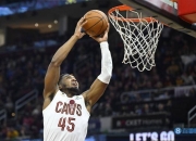 LOL决赛-湖人力克北京队，米切尔刷新纪录的简单介绍