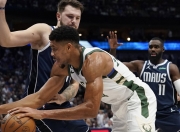 LOL赛事-北京队碾压独行侠，字母哥刷新纪录