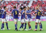 LOL赛事-日本队力克韩国队，黄鸭组合统治全场