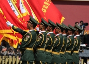 LOL赛事-双星闪耀关键战，凯恩的爆发与阿根廷的团队突围