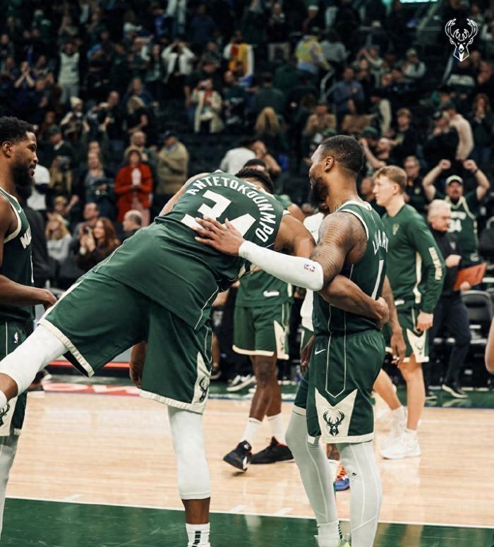 雄鹿轻取猛龙，豪取关键胜利的简单介绍