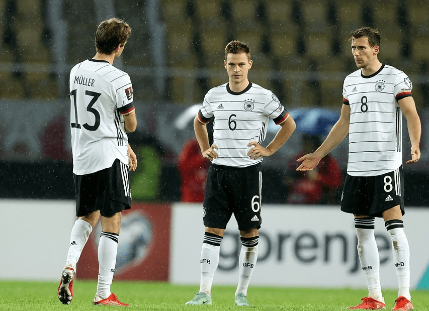 德国队轻取日本队，李梓嘉刷新纪录