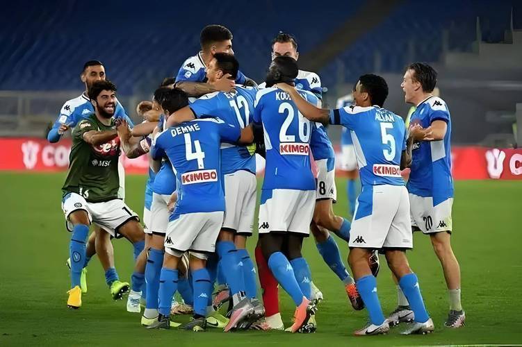 河内FC进攻强劲，击溃对手防线