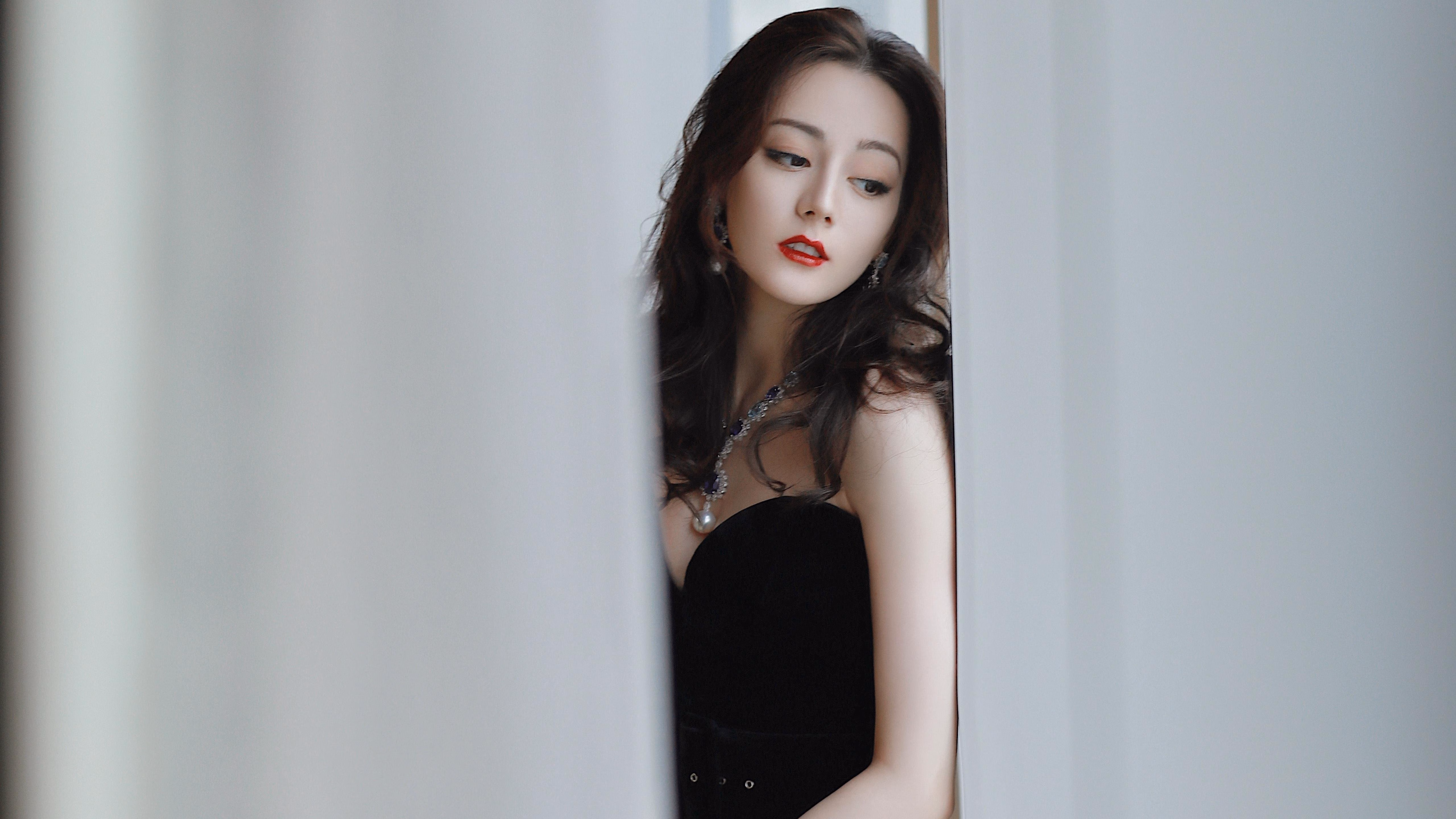 布伦森关键先生本色尽显，雄鹿队跨洋速胜山西队