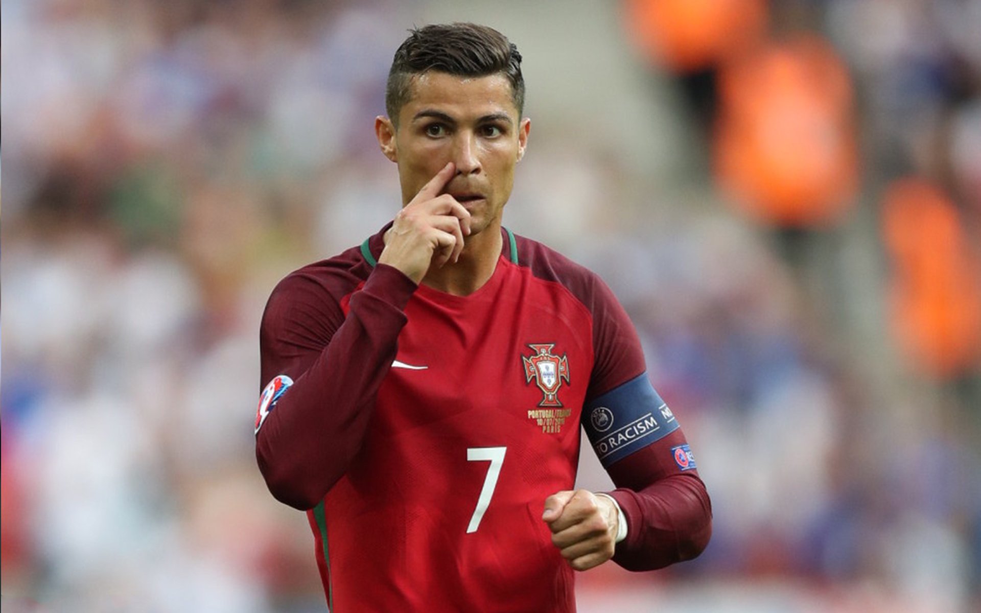 白色战舰搁浅丹麦童话，曼城防线指挥官阿坎吉诠释何为‘稳定输出不掉线’