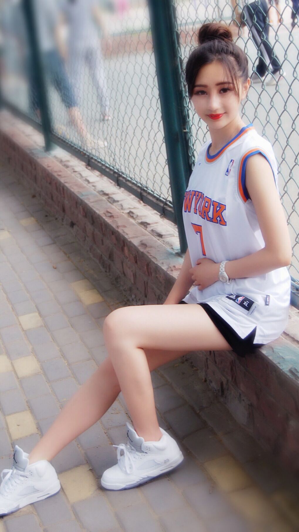 发动机启动之夜，当F1极速交响遇上西亚卡姆的中场舞步