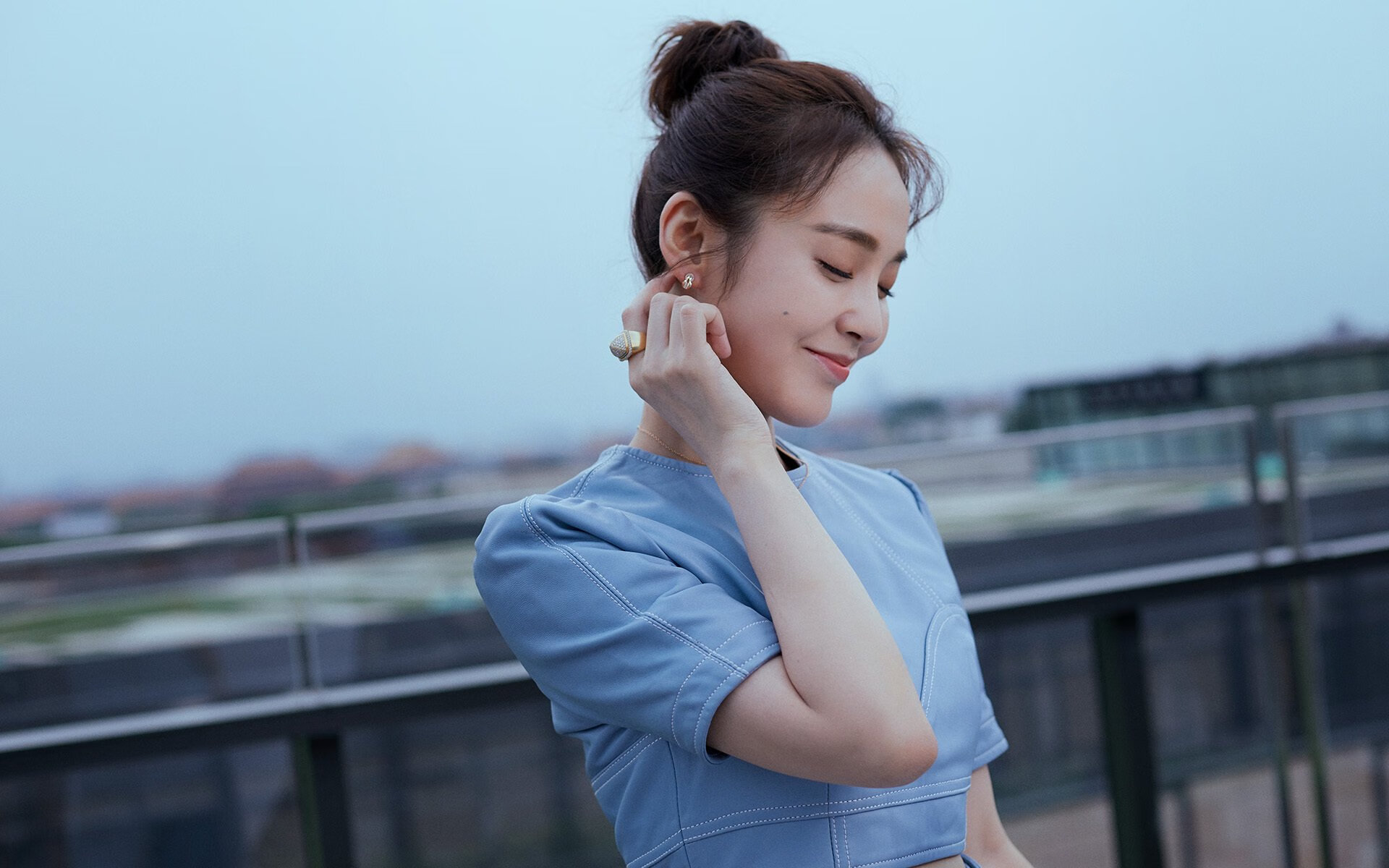 在钢铁对抗中成长，恩比德的炼狱试炼与价值证明