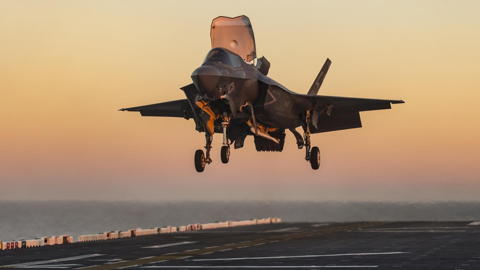 两重天，莱奥的巨星统治与曼城的火力压制